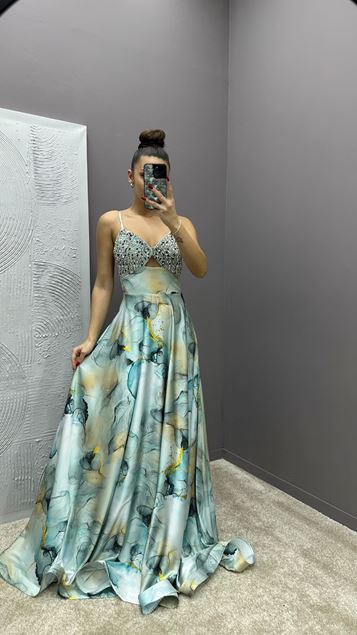 Vestido de diseño estampado bordado en el pecho con correa de cuerda azul