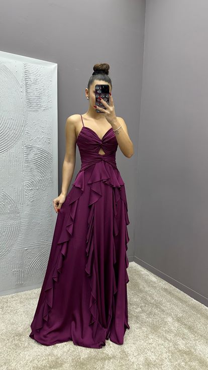 Vestido de diseño con detalle de cintura drapeado con correa de cuerda de ciruela