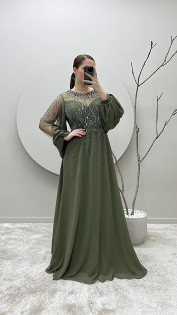 Vestido de diseño de talla grande con detalle de bordado de manga globo caqui