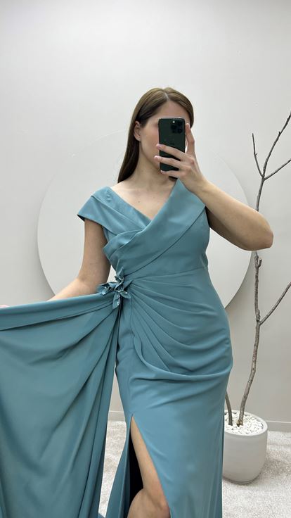Vestido de noche de talla grande con cuello cruzado de cuello cruzado verde menta con detalle de cintura