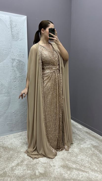 Powder Pink Embroidered Plus Size Designer Evening Dress with Waist Detail and Cape