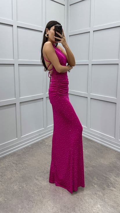 Kleid in Fuchsiafarbenem Design mit gerafftem Ausschnitt