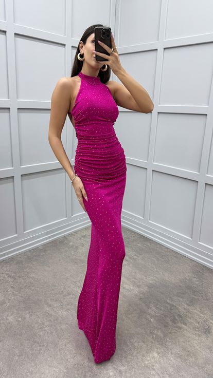 Kleid in Fuchsiafarbenem Design mit gerafftem Ausschnitt