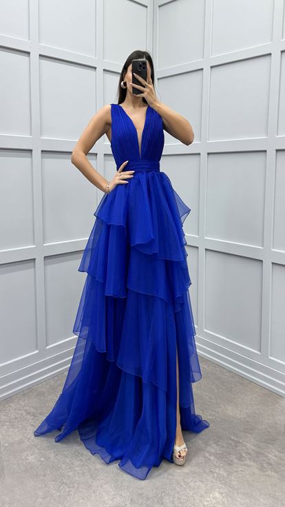 Vestido de gasa de diseño en capas plisado en el pecho de Sax