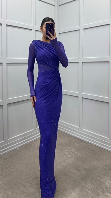Lila Puantiye İşlemeli Göğüs Detay Tasarım Elbise