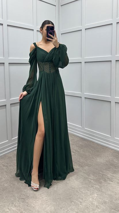 Emerald Green Shoulder Detail Transparent Design Chiffon Dress at the Waist