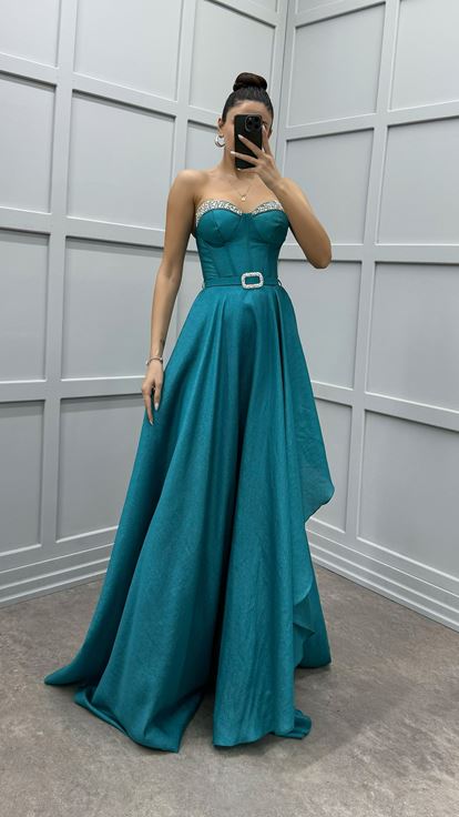 Turkuaz Straplez Göğsü İşlemeli Kemerli Abiye Elbise