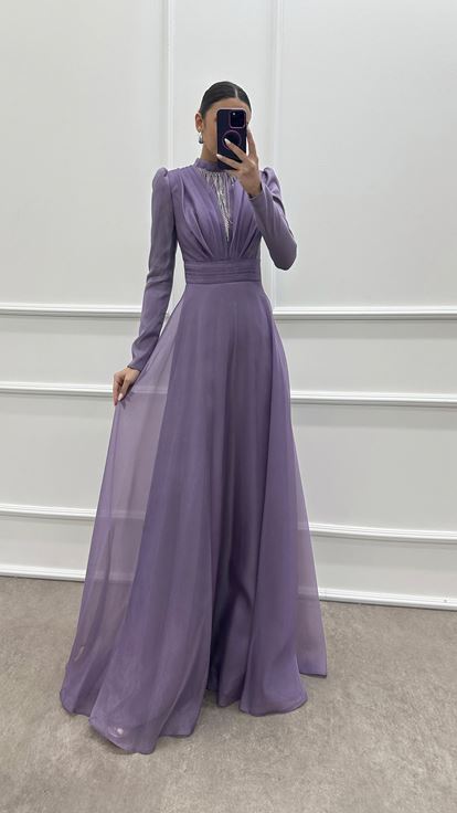 Poitrine lilas plissé pompon détail hijab design robe