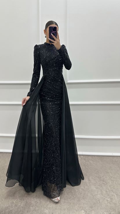 Robe hijab à sequins et détails en tulle noir