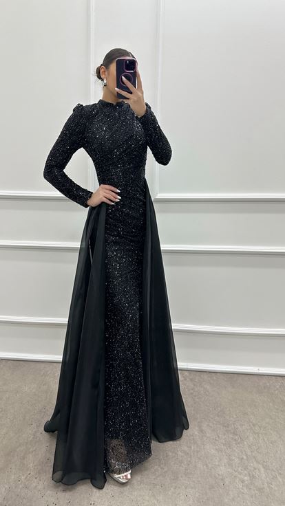 Robe hijab à sequins et détails en tulle noir