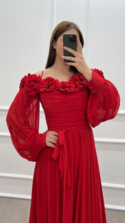 Vestido de gasa de talla grande con manga globo rosa de pecho rojo