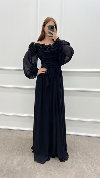 Abito İn Chiffon Taglie Forti Con Maniche A Palloncino Rosa Con Petto Nero