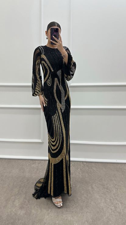 Black Balloon Sleeve Special Embroidered Design Evening Dress