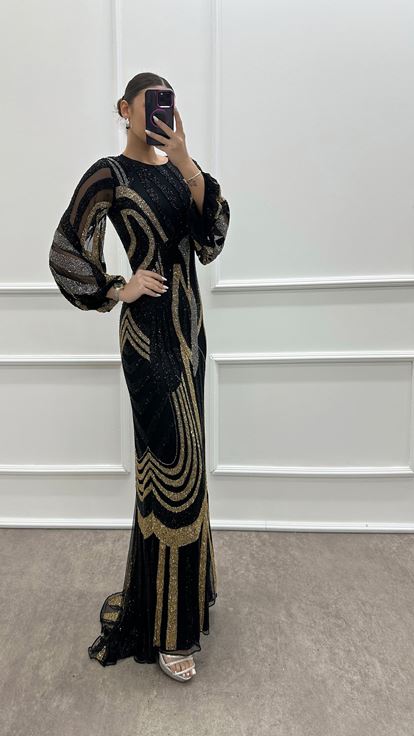 Black Balloon Sleeve Special Embroidered Design Evening Dress