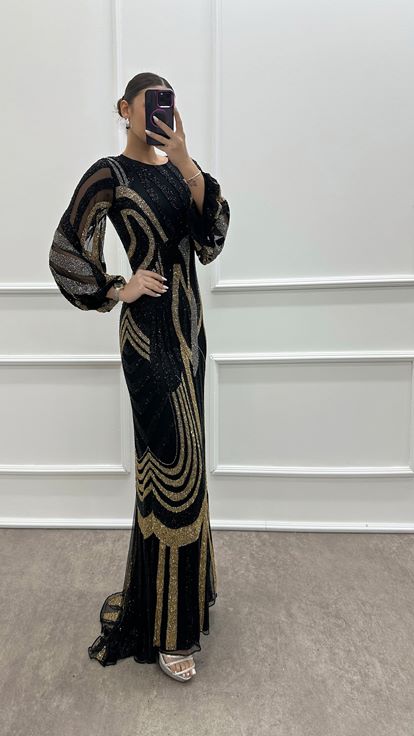 Black Balloon Sleeve Special Embroidered Design Evening Dress