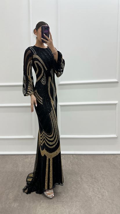 Black Balloon Sleeve Special Embroidered Design Evening Dress