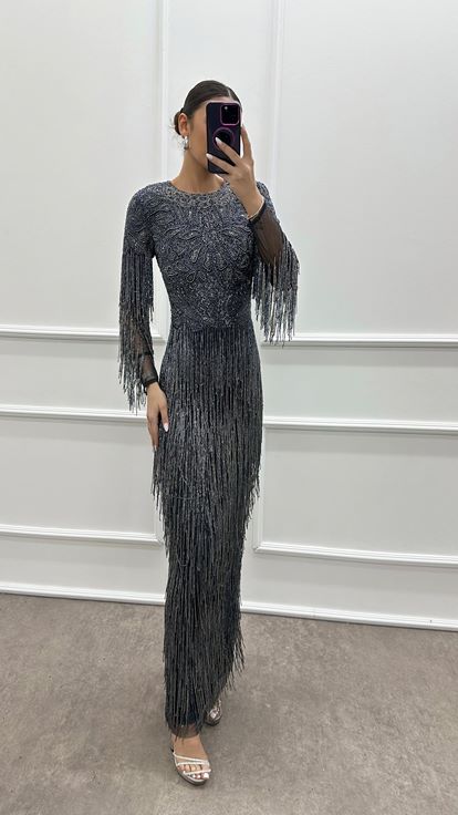 Gri Kolları püskül Özel İşlemeli Tasarım Abiye Elbise