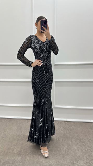 Black V-neck Stone Special Design Evening Dress
