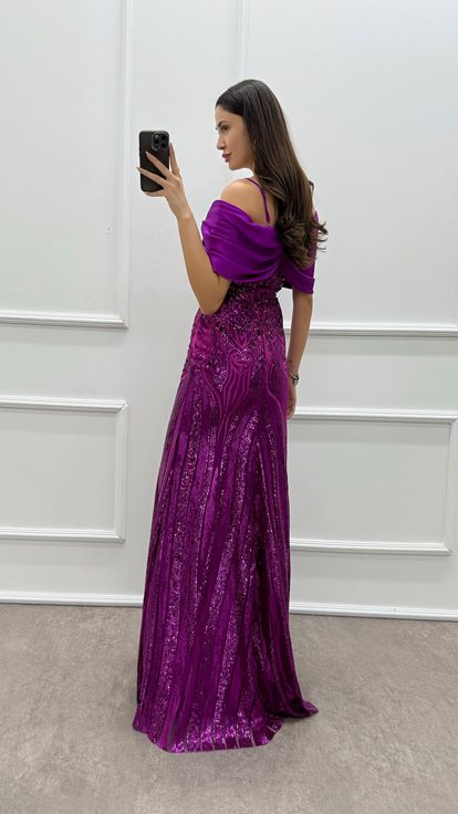 Fuşya Göğsü Fiyonk Payetli Abiye Elbise