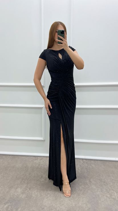 Abito nero drappeggiato a pois ricamato  taglie forti