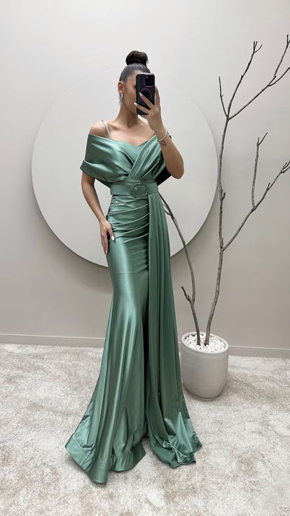 Mint Green Boat Neck Belted Evening Dress