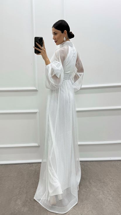 White Neck Bow Detail Tulle Evening Dress