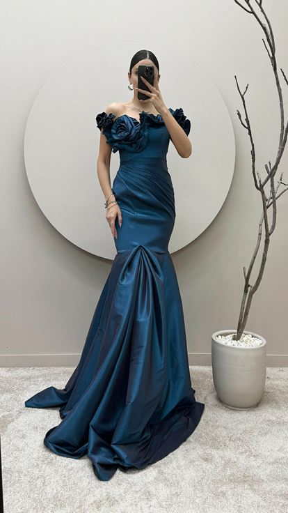 Petrol Straplez Göğsü Gül Detay Abiye Elbise