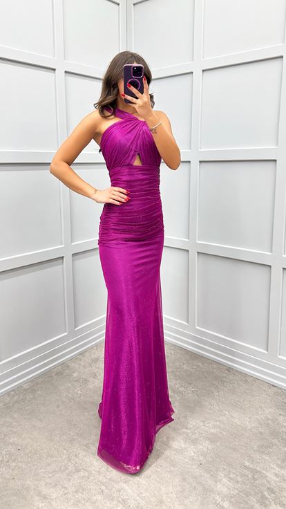 فستان سهرة لامع بلون الفوشيا بكتف واحد