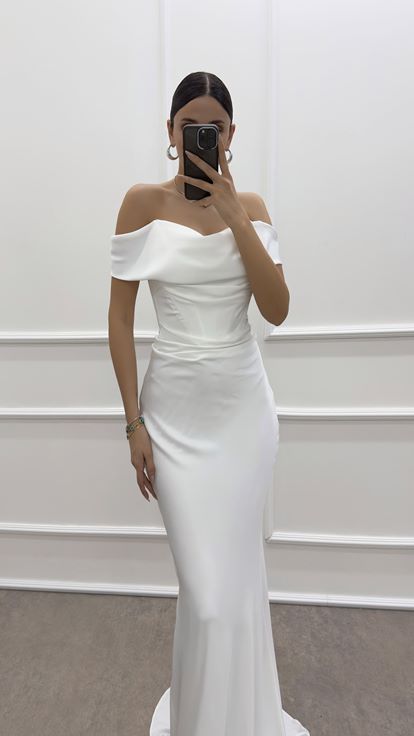 White Boat Neck Satin Evening Dress