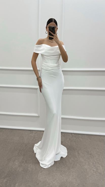 White Boat Neck Satin Evening Dress