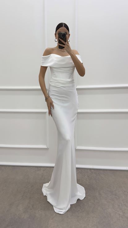 White Boat Neck Satin Evening Dress
