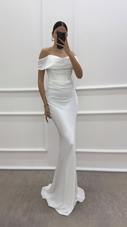 White Boat Neck Satin Evening Dress