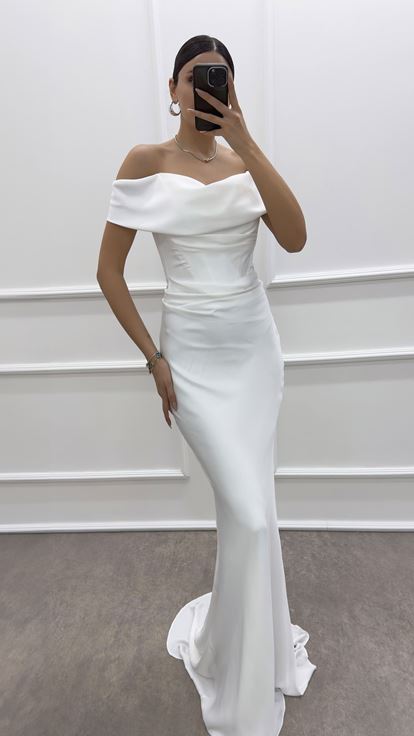 White Boat Neck Satin Evening Dress