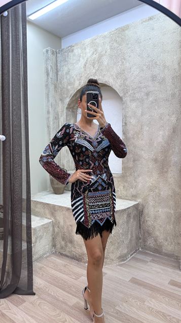 Grade black V -neck special embroidered design dress