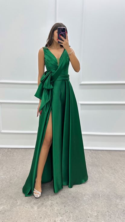 Emerald Green Asymmetrical Bust Waist Detail Satin Dress