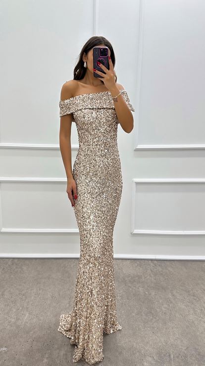 Bej Madonna Yaka Payet Tasarım Elbise