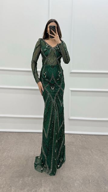 Emerald Green V-Neck Embroidery Detail Design Dress