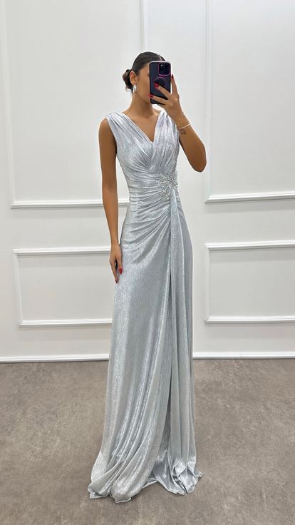 Gri V Yaka Bel Detay Tasarım Elbise