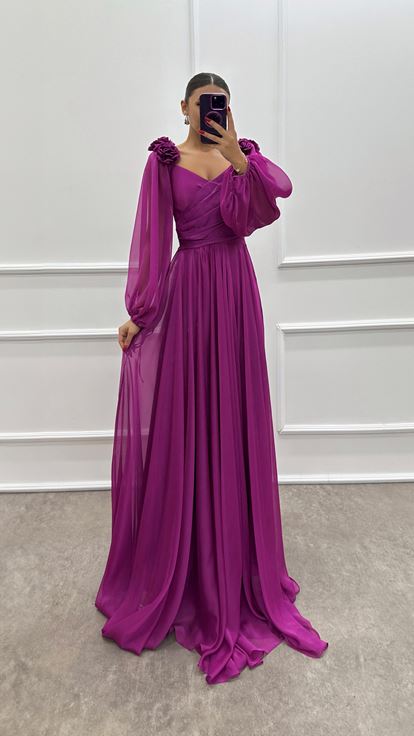 Pembe Balon Kol Omuzları Gül Detay Elbise