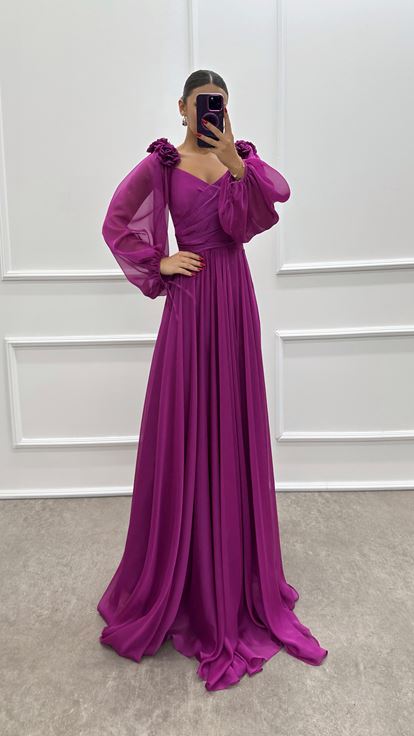 Pembe Balon Kol Omuzları Gül Detay Elbise
