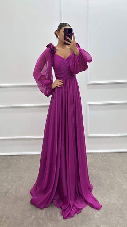 Pembe Balon Kol Omuzları Gül Detay Elbise