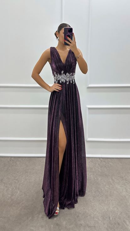 Mürdüm V Yaka Beli İşlemeli Tasarım Elbise