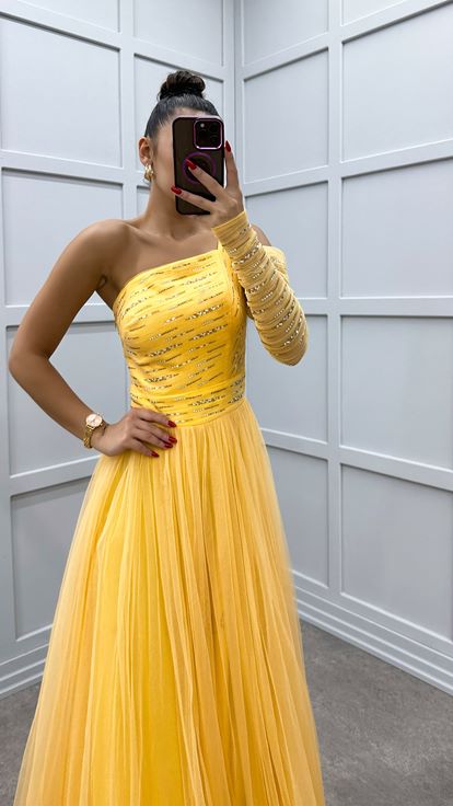 Yellow One Shoulder Chest Embroidered Tulle Dress