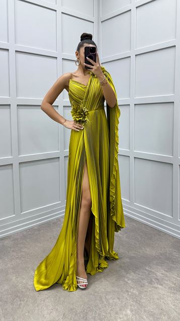 One Shoulder Transparent Detail Pleated Dress