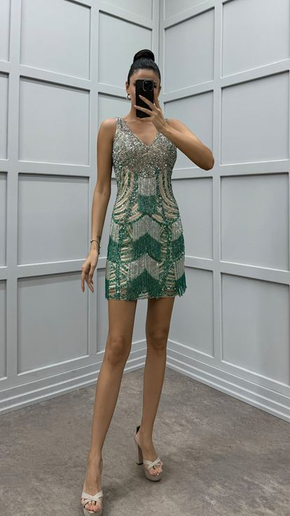 Yeşil Püskül Detay Özel Tasarım Elbise