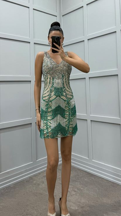 Yeşil Püskül Detay Özel Tasarım Elbise