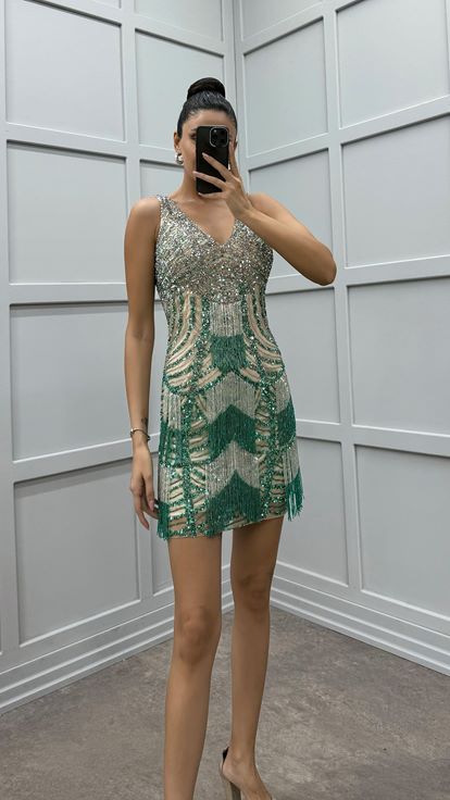 Yeşil Püskül Detay Özel Tasarım Elbise