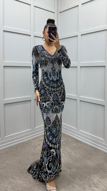 Turkuaz V Yaka İşleme Detay Özel Tasarım Abiye Elbise