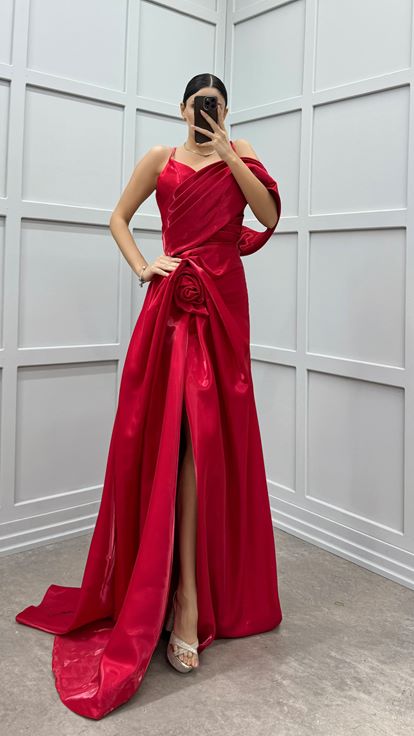 Red Rope Strap Waist Rose Detail Design Dress