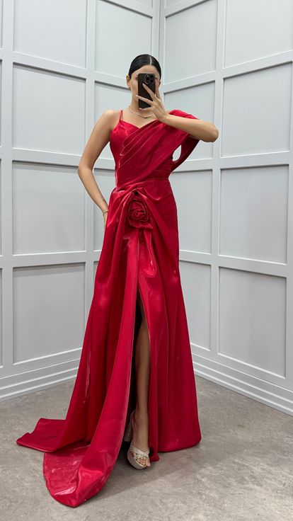 Red Rope Strap Waist Rose Detail Design Dress